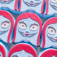 Load image into Gallery viewer, Sally Skeleton Bath Bomb
