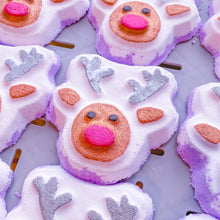 Load image into Gallery viewer, Rockin' Reindeer Bath Bomb