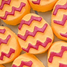 Load image into Gallery viewer, 10 Yellow Easter Egg Bath Bombs