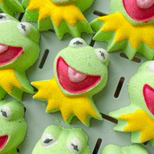 Load image into Gallery viewer, Funny Frog Bath Bomb