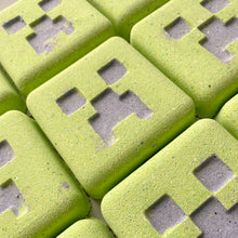 Load image into Gallery viewer, Creeper Bath Bomb