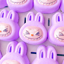 Load image into Gallery viewer, Labu Bath Bomb Purple