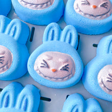 Load image into Gallery viewer, Labu Bath Bomb Blue