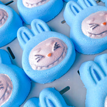 Load image into Gallery viewer, Labu Bath Bomb Blue