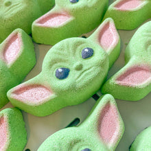 Load image into Gallery viewer, 10 Green Alien Bath Bombs