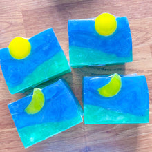 Load image into Gallery viewer, Mountain Breeze Soap Bar