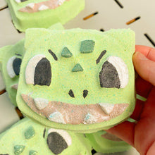 Load image into Gallery viewer, Plant Creature Bath Bomb