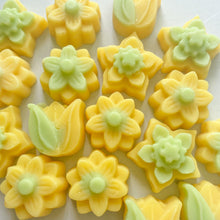 Load image into Gallery viewer, Ylang Ylang Wax Melts Pack Of 4