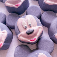 Load image into Gallery viewer, The Main Mouse Bath Bomb
