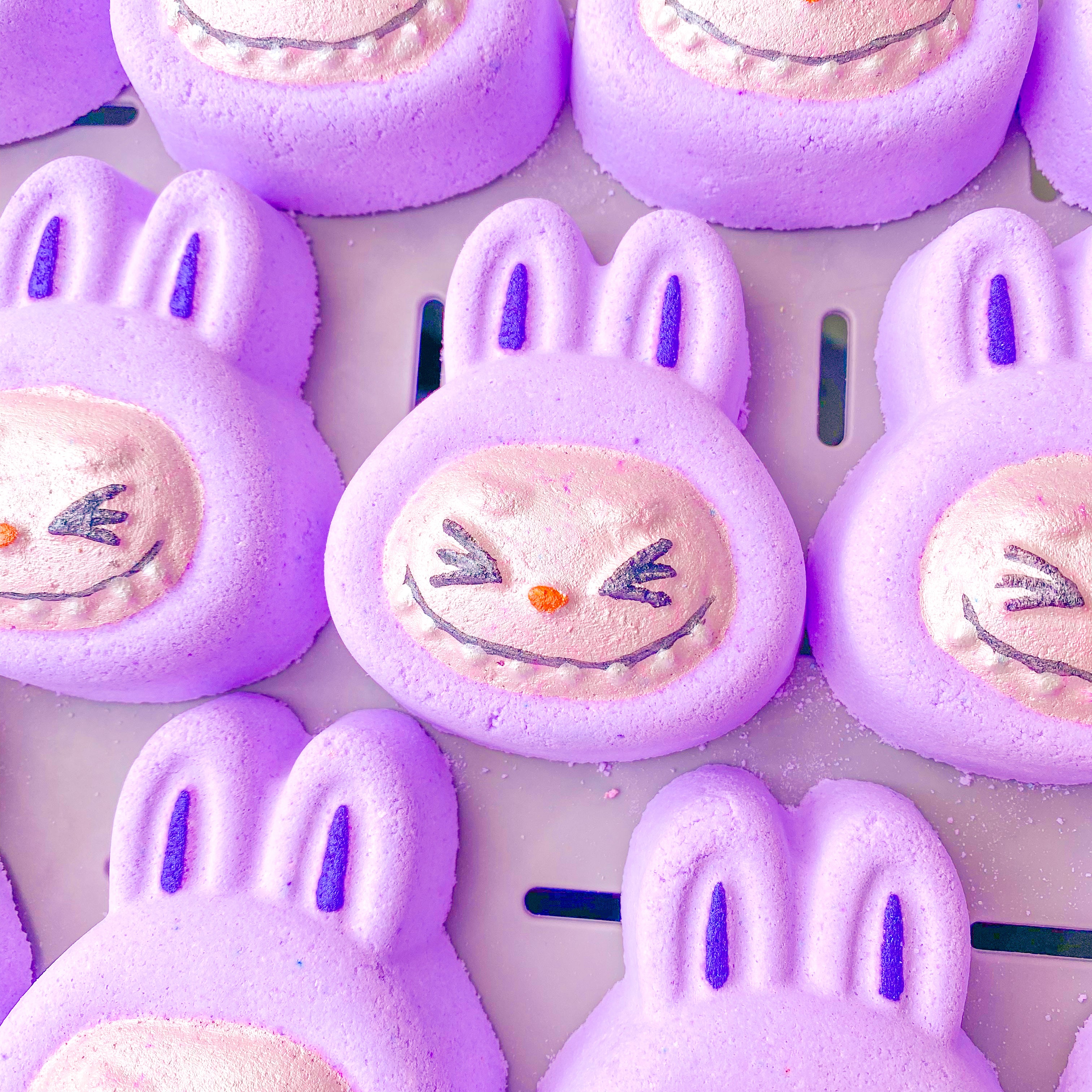 Labu Bath Bomb Purple – Bathe Enchanted