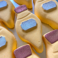 Load image into Gallery viewer, 10 Liquid Luck Bath Bombs
