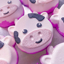 Load image into Gallery viewer, 10 Cute Cow Bath Bombs

