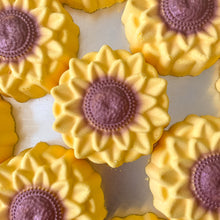 Load image into Gallery viewer, Sunny Sunflower Bath Bomb

