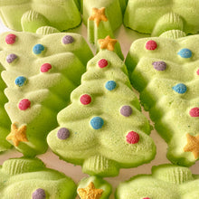 Load image into Gallery viewer, Christmas Tree Bath Bomb
