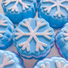 Load image into Gallery viewer, Snowflake Bath Bomb
